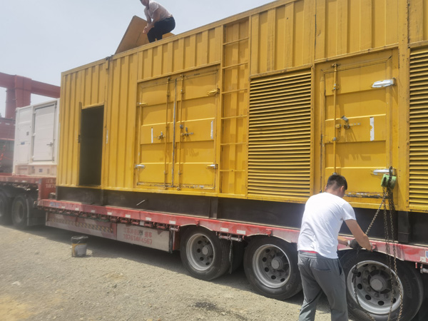 定兴除了负载情况和发动机维护，还有哪些因素会影响 200kw 柴油发电机的油耗？