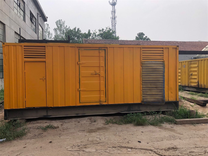 定兴柴油发电机如何判断新机油是否已经完全充满机油滤清器？