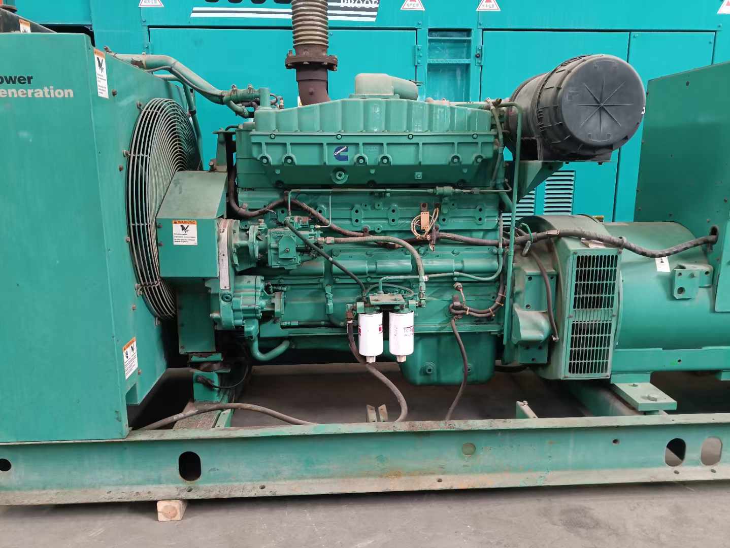 定兴过载会对 600kW 柴油发电机组造成哪些损害？