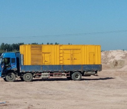 定兴发电机出租如何判断柴油发电机冷却液是否需要更换？