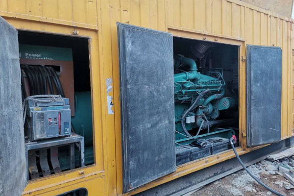 定兴发电机组夏季保养的注意事项有哪些？