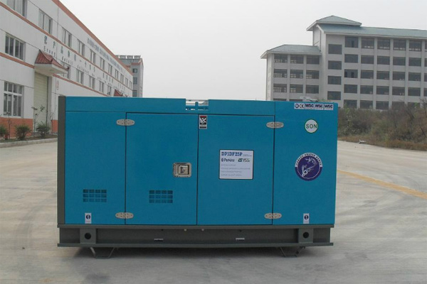 定兴发电机租赁发电机组的换季保养注意事项