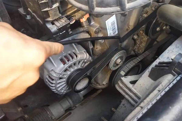 定兴转速传感器的工作原理是什么？